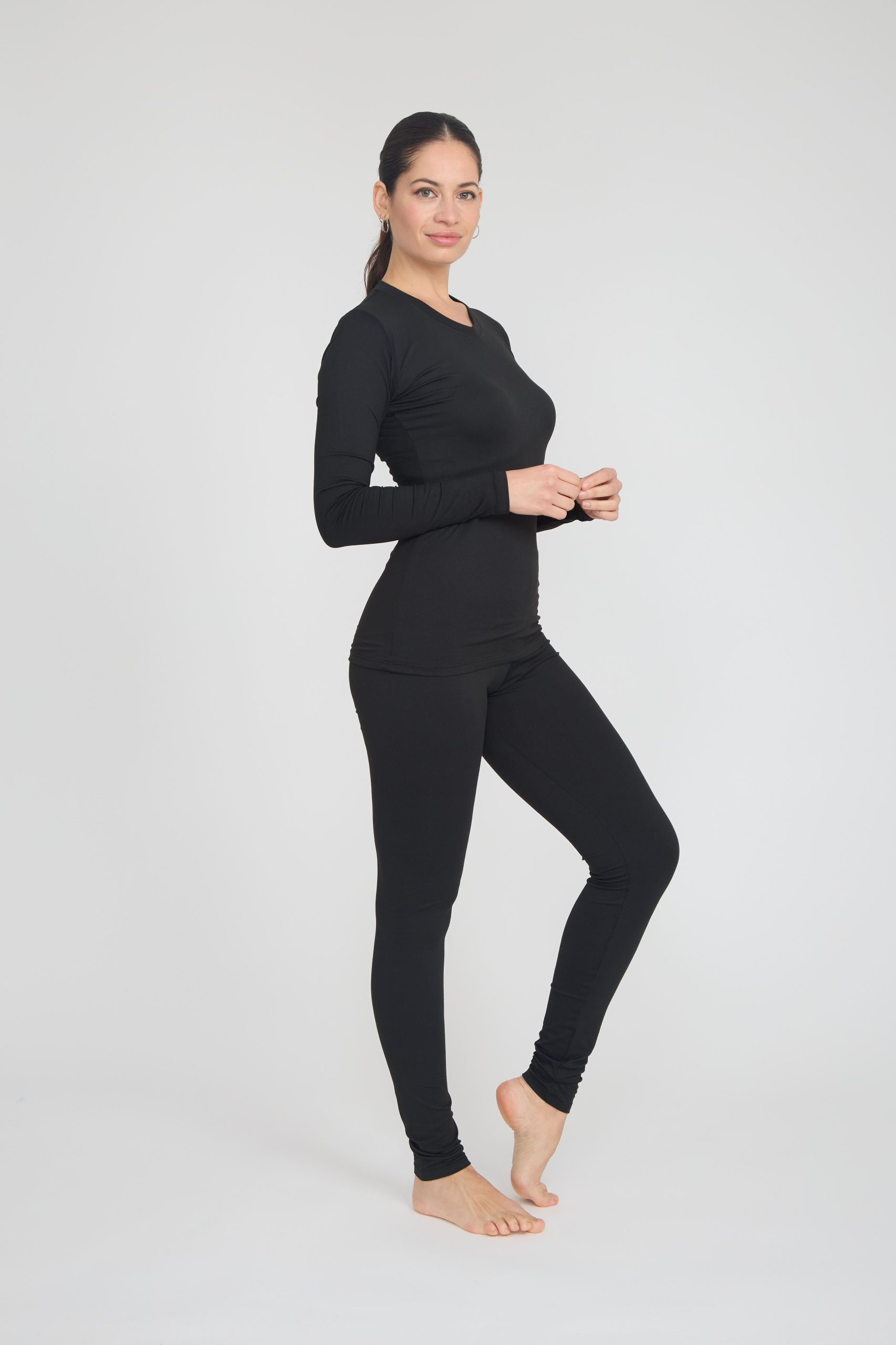 PRIMERA CAPA OXWEAR KARAN LIGHT SET BLACK